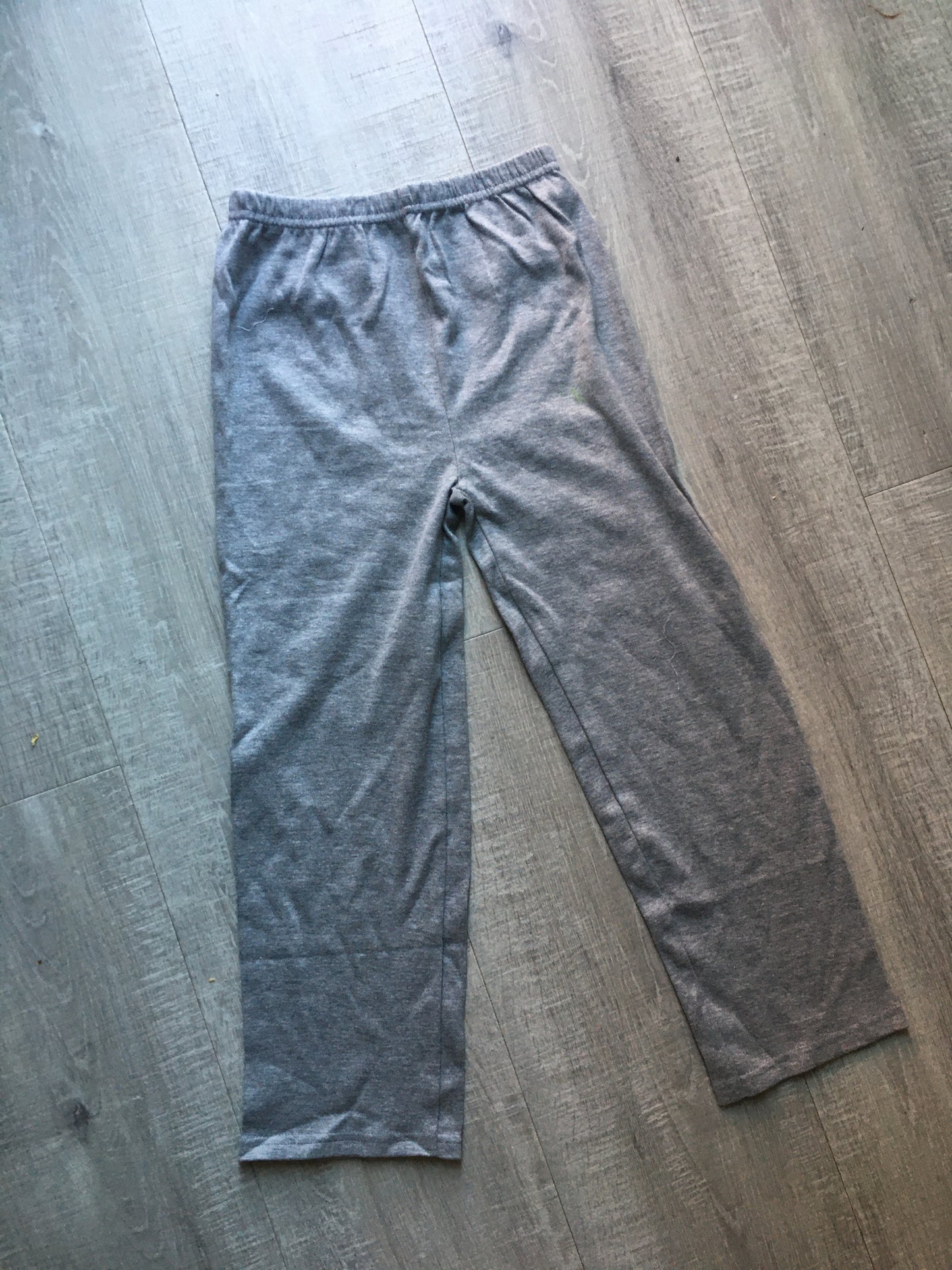 5/6Y ONLY GREY PYJAMAS TROUSERS