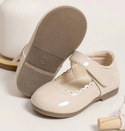 Beige hard sole shoe